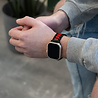 Strap-it Strap-it Bracelet acier Apple Watch (noir/rouge) Strap-it Strap-it Bracelet acier Apple Watch (noir/rouge)