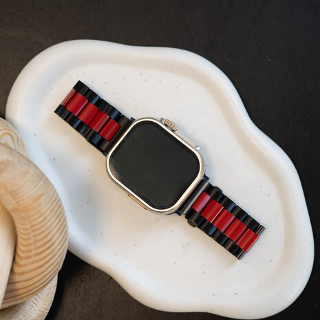 Strap-it Strap-it Bracelet acier Apple Watch (noir/rouge) Strap-it Strap-it Bracelet acier Apple Watch (noir/rouge)