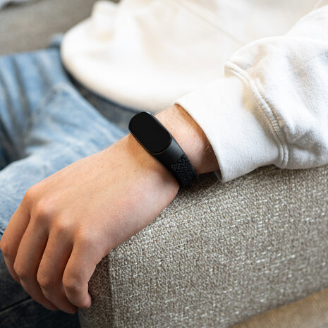Strap-it Strap-it Bracelet tressé Xiaomi Mi Band 6 (noir)