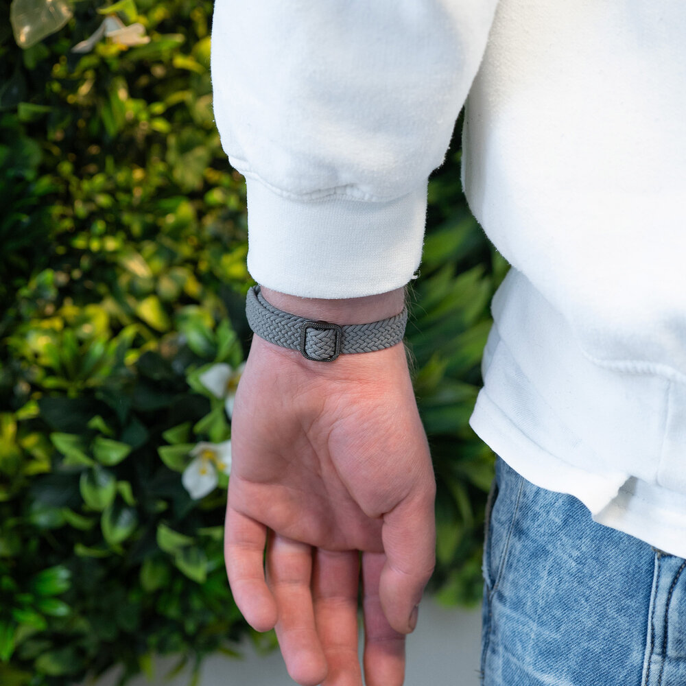 Strap-it Strap-it Bracelet tressé Xiaomi Mi Band 6 (gris foncé)