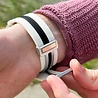 Strap-it Strap-it Bracelet magnétque sport Samsung Galaxy Watch 5 40mm (blanc/noir) Strap-it Strap-it Bracelet magnétque sport Samsung Galaxy Watch 5 40mm (blanc/noir)