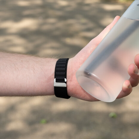 Bandz Bandz Bracelet Alpine Apple Watch (noir)