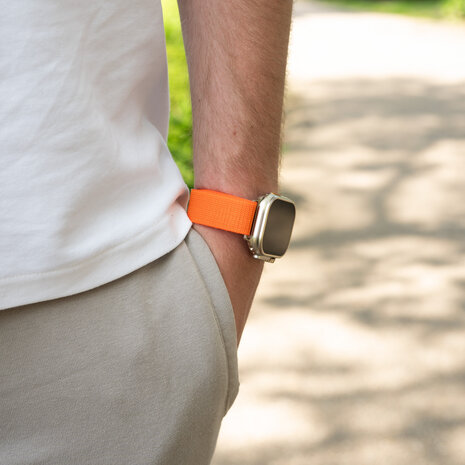 Bandz Bandz Bracelet Alpine Apple Watch (orange)