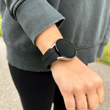 Strap-it Strap-it Bracelet sport magnétique Samsung Galaxy Watch 5 40mm (noir) Strap-it Strap-it Bracelet sport magnétique Samsung Galaxy Watch 5 40mm (noir)