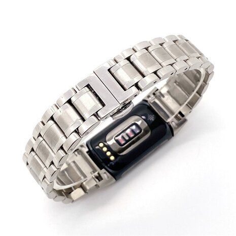 Strap-it Strap-it Bracelet en métal Fitbit Charge 5 (argent)