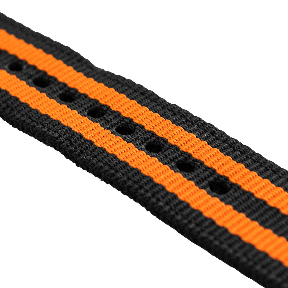 Strap-it Strap-it Bracelet nylon boucle Samsung Gear S3 (noir/orange) Strap-it Strap-it Bracelet nylon boucle Samsung Gear S3 (noir/orange)