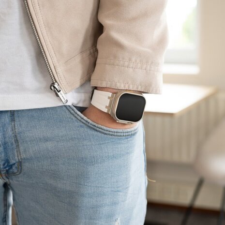 Strap-it Strap-it Bracelet silicone de luxe liquide Apple Watch (blanc avec argent)