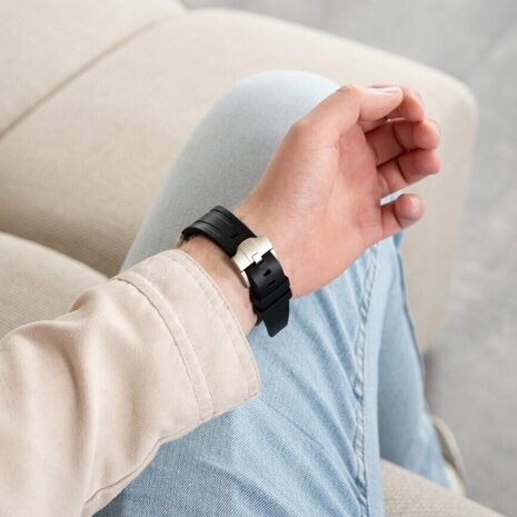 Strap-it Strap-it Bracelet silicone de luxe liquide Apple Watch (noir avec titane)