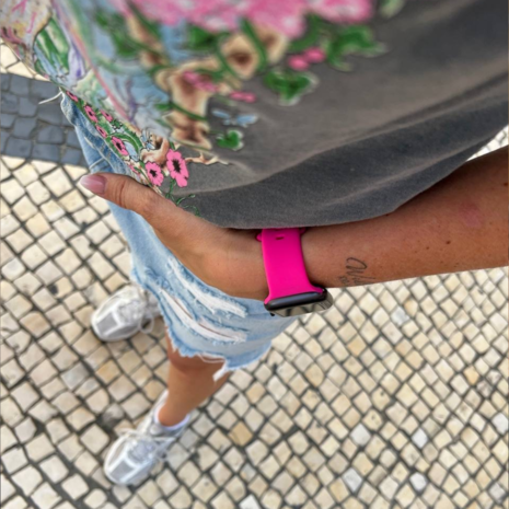 Strap-it Strap-it Bracelet Apple Watch silicone (rose vif)