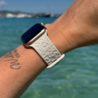 xoxo Wildhearts xoxo Wildhearts Bracelet silicone Apple Watch imprimé léopard (lumière stellaire) xoxo Wildhearts xoxo Wildhearts Bracelet silicone Apple Watch imprimé léopard (lumière stellaire)