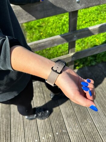 Strap-it Strap-it Bracelet nylon á boucle Samsung Galaxy Watch FE (kaki) Strap-it Strap-it Bracelet nylon á boucle Samsung Galaxy Watch FE (kaki)