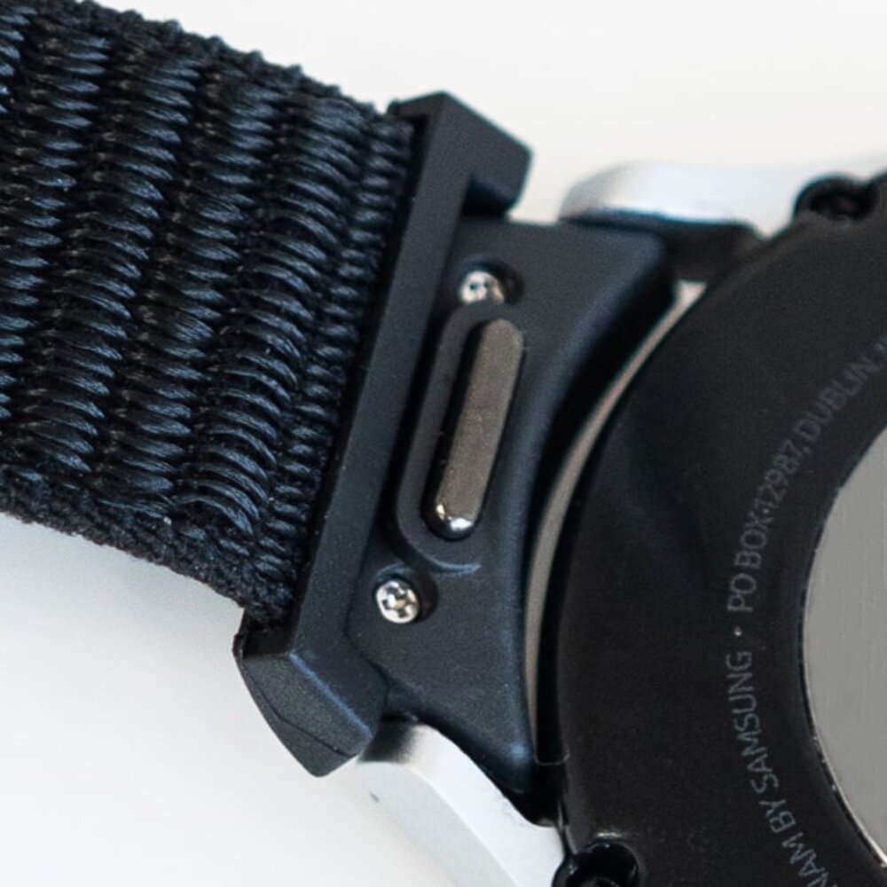 Strap-it Strap-it Bracelet nylon 'One push' Samsung Galaxy Watch FE (noir)