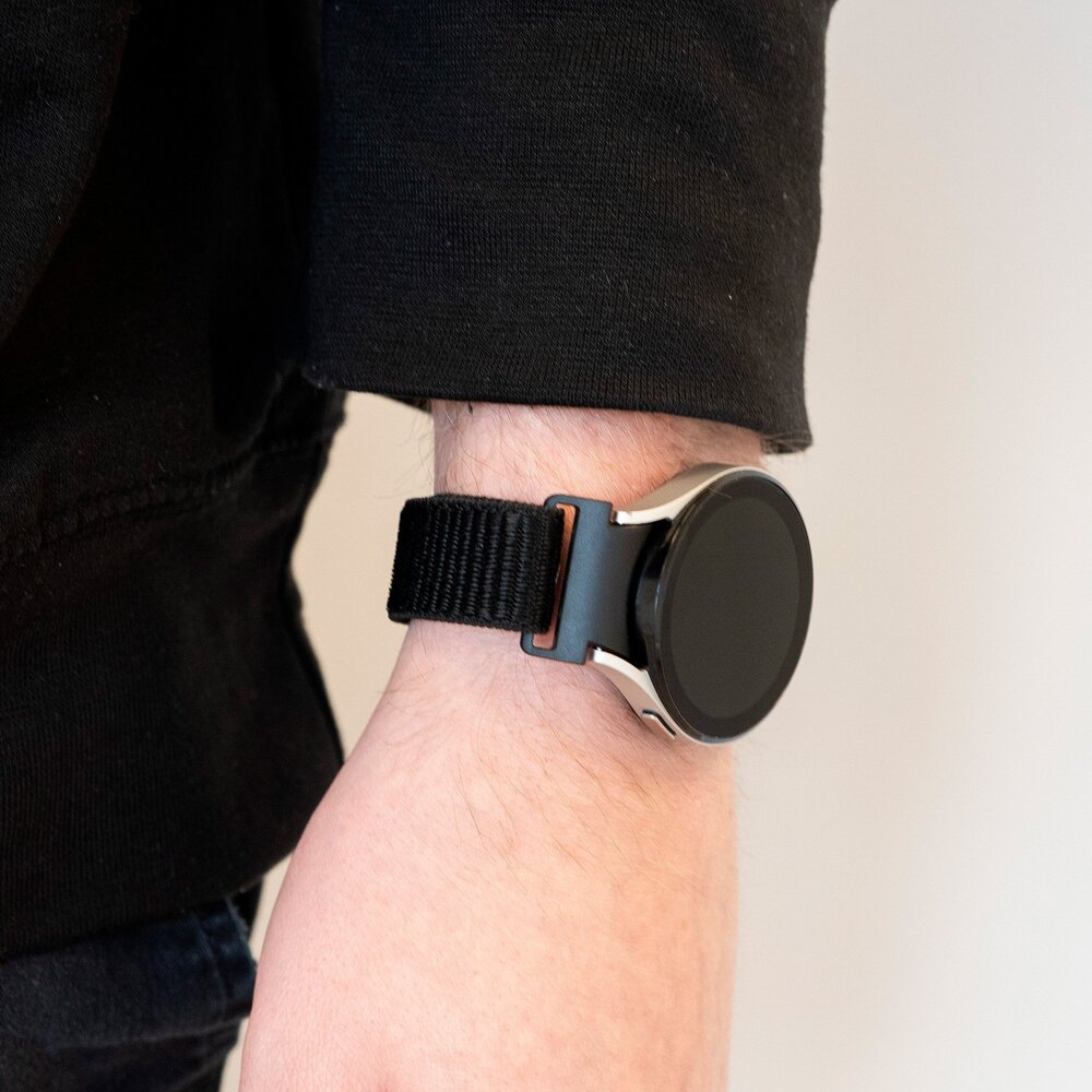 Strap-it Strap-it Bracelet nylon 'One push' Samsung Galaxy Watch FE (noir)