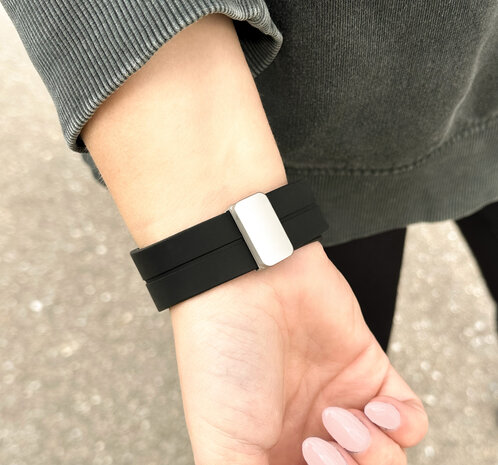 Strap-it Strap-it Bracelet sport magnétique Samsung Galaxy Watch 7 - 44mm (noir)