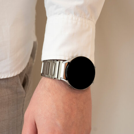 Strap-it Strap-it Bracelet titane de luxe 'One Push' Samsung Galaxy Watch 7 - 44mm (argent)