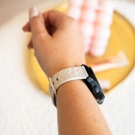 xoxo Wildhearts xoxo Wildhearts Bracelet silicone Samsung Galaxy Watch Active imprimé léopard (lumière stellaire)