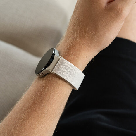 Strap-it Strap-it Bracelet Alpine Samsung Galaxy Watch 5 40mm (lumière stellaire) Strap-it Strap-it Bracelet Alpine Samsung Galaxy Watch 5 40mm (lumière stellaire)