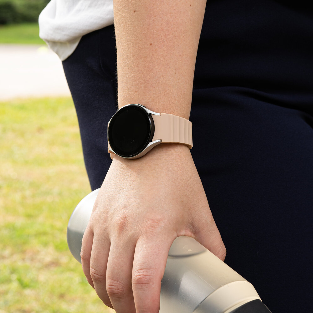 Strap-it Strap-it Bracelet Océan Samsung Galaxy Watch 6 - 44mm (lumière stellaire) Strap-it Strap-it Bracelet Océan Samsung Galaxy Watch 6 - 44mm (lumière stellaire)