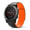 Strap-it Strap-it Bracelet en silicone magnétique Garmin Enduro 1 / 2 / 3 (noir/orange) Strap-it Strap-it Bracelet en silicone magnétique Garmin Enduro 1 / 2 / 3 (noir/orange)