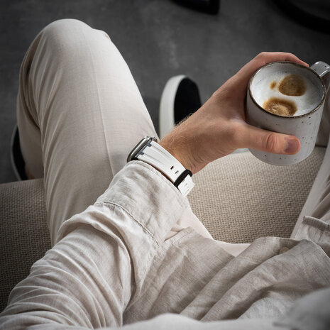 Bandz Bandz Bracelet silicone 'Luxe Liquid' Apple Watch (blanc avec noir)