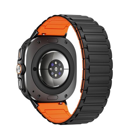 Strap-it Strap-it Bracelet en silicone magnétique Samsung Galaxy Watch Ultra (noir/orange)