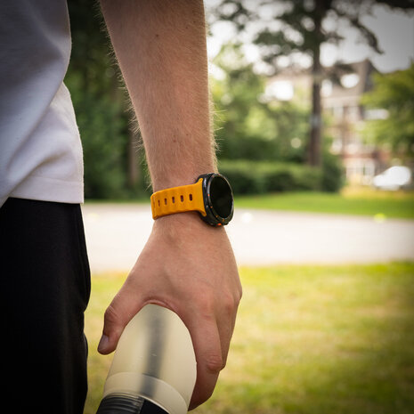 Strap-it Strap-it Bracelet silicone robuste Samsung Galaxy Watch Ultra (jaune/orange)