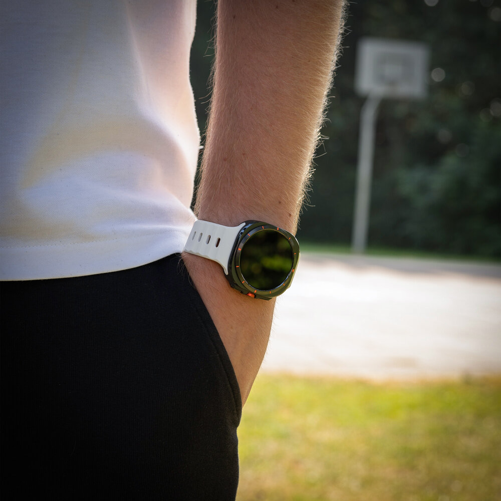 Strap-it Strap-it Bracelet silicone robuste Samsung Galaxy Watch Ultra (blanc)