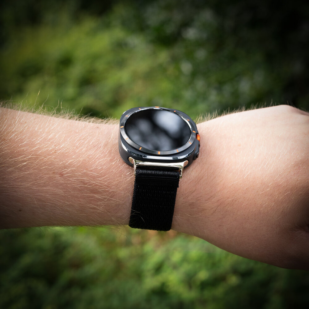 Strap-it Strap-it Bracelet nylon Samsung Galaxy Watch Ultra (noir)