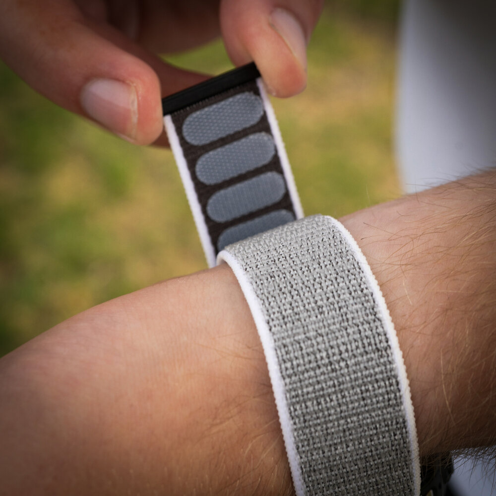 Strap-it Strap-it Bracelet nylon Samsung Galaxy Watch Ultra (coquillage) Strap-it Strap-it Bracelet nylon Samsung Galaxy Watch Ultra (coquillage)