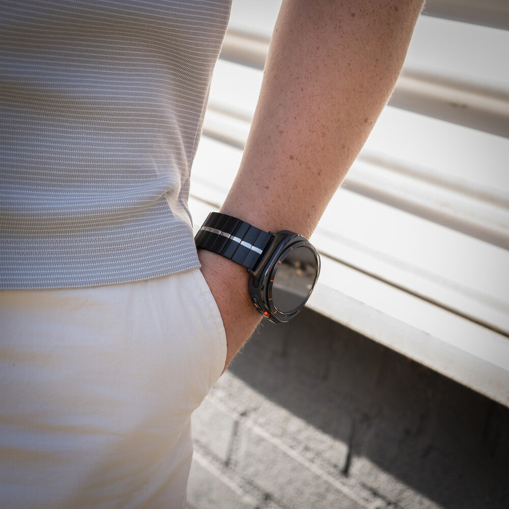 Strap-it Strap-it Bracelet métal de luxe Samsung Galaxy Watch Ultra (noir/argent) Strap-it Strap-it Bracelet métal de luxe Samsung Galaxy Watch Ultra (noir/argent)