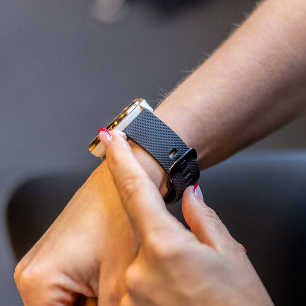 Strap-it Strap-it Bracelet silicone luxe Samsung Gear Sport (noir)