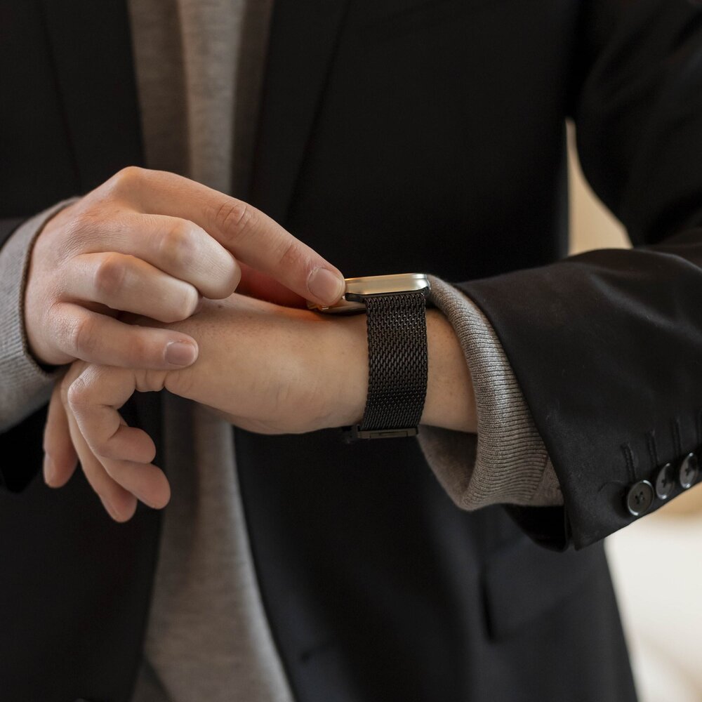 Bandz Bandz Bracelet Milanais Loop avec P-buckle Apple Watch (noir)