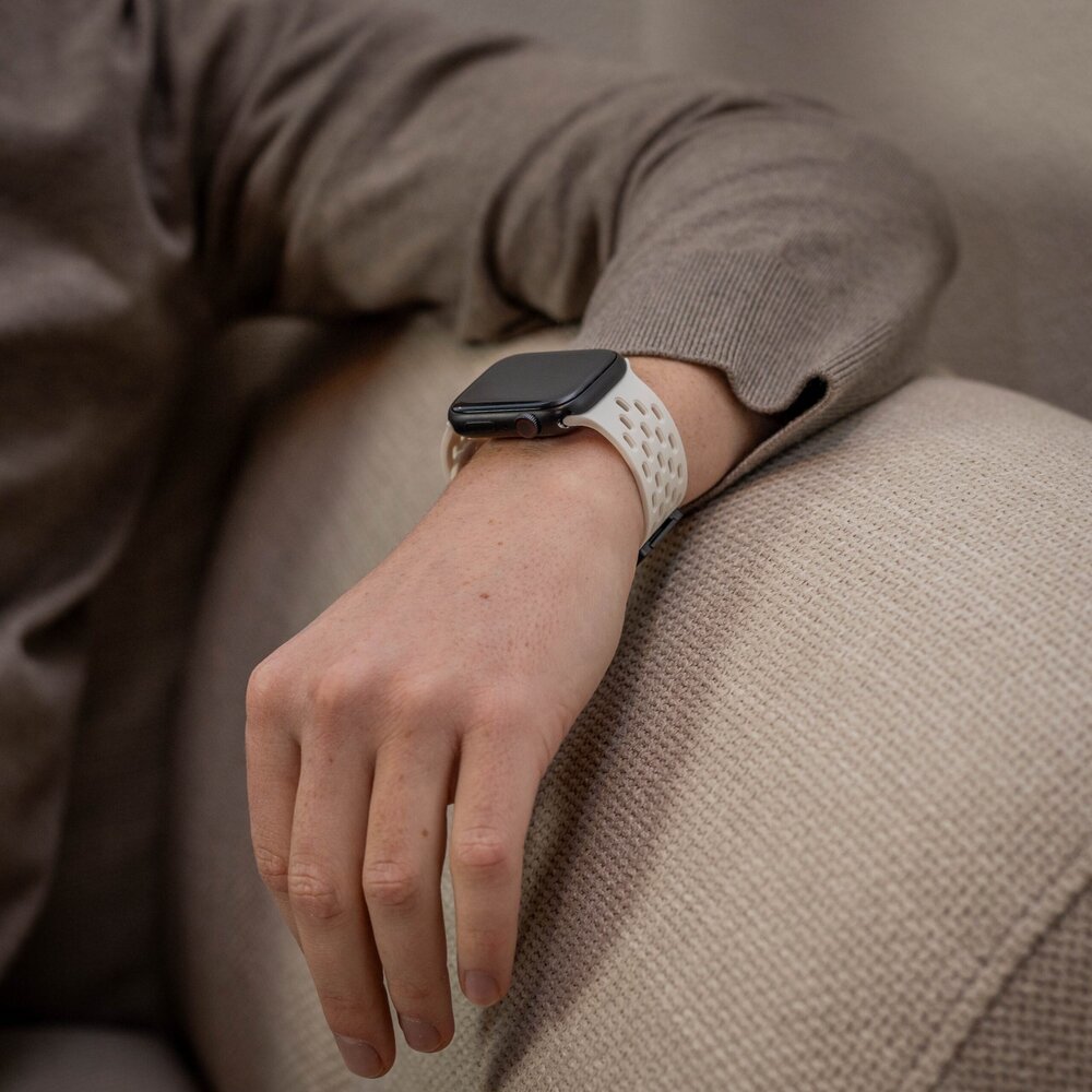 Strap-it Strap-it Bracelet silicone air avec P-buckle pour Apple Watch (blanc)