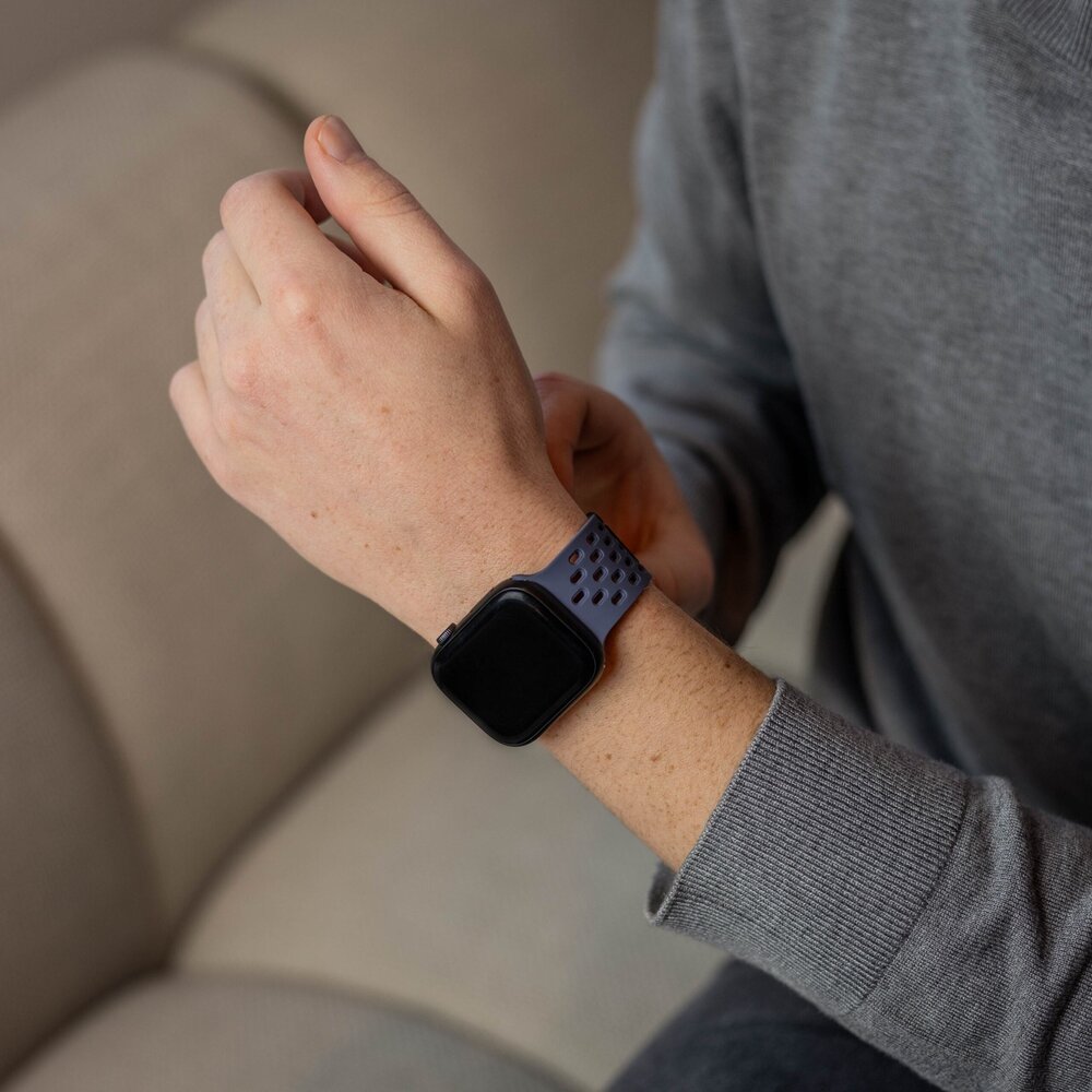 Strap-it Strap-it Bracelet silicone air avec P-buckle pour Apple Watch (grisbleu)