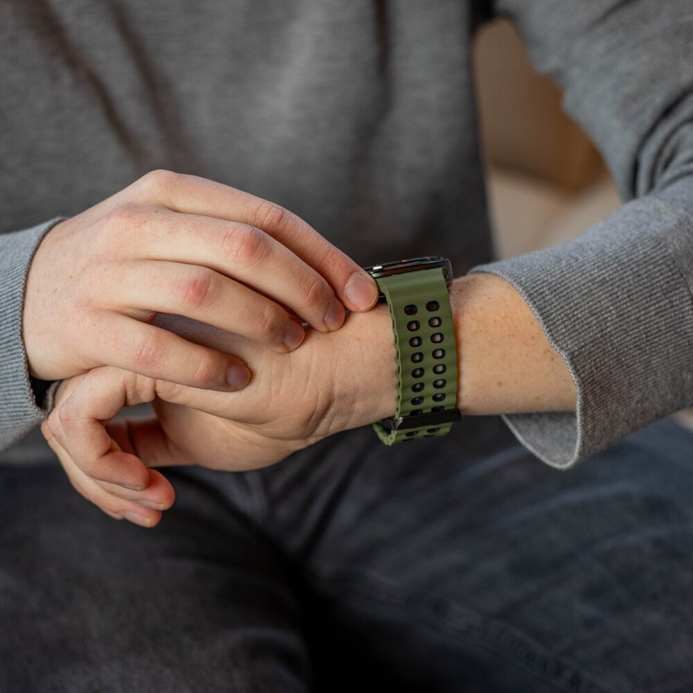 Strap-it Strap-it Bracelet silicone Wave Samsung Galaxy Watch Ultra (vert/noir)