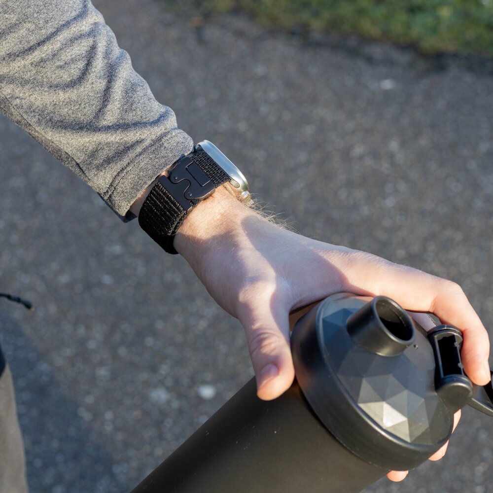 Bandz Bandz Bracelet nylon 'Classique' avec P-buckle Apple Watch (noir)