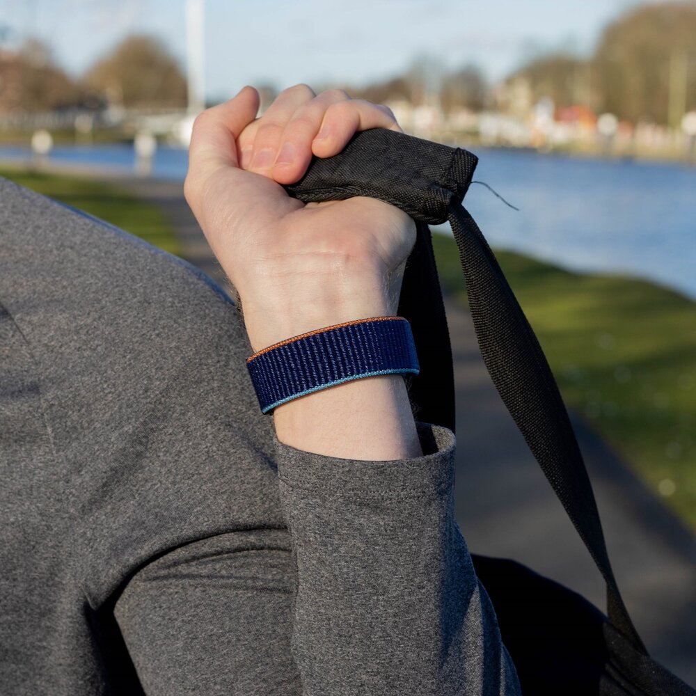 Bandz Bandz Bracelet nylon 'Classique' avec P-buckle Apple Watch (bleu foncé)