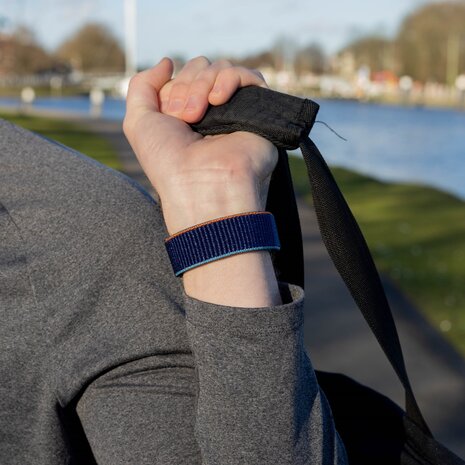 Bandz Bandz Bracelet nylon 'Classique' avec P-buckle Apple Watch (bleu foncé)