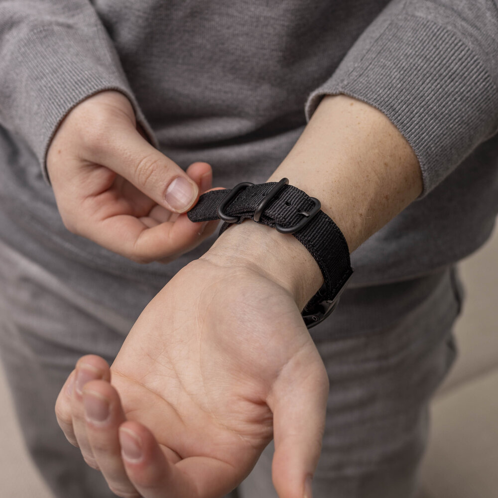 Strap-it Strap-it Bracelet nylon boucle Garmin Tactix 7 (noir)