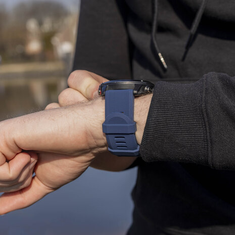 Strap-it Strap-it Bracelet silicone Garmin Tactix 8 - 51mm (bleu foncé)