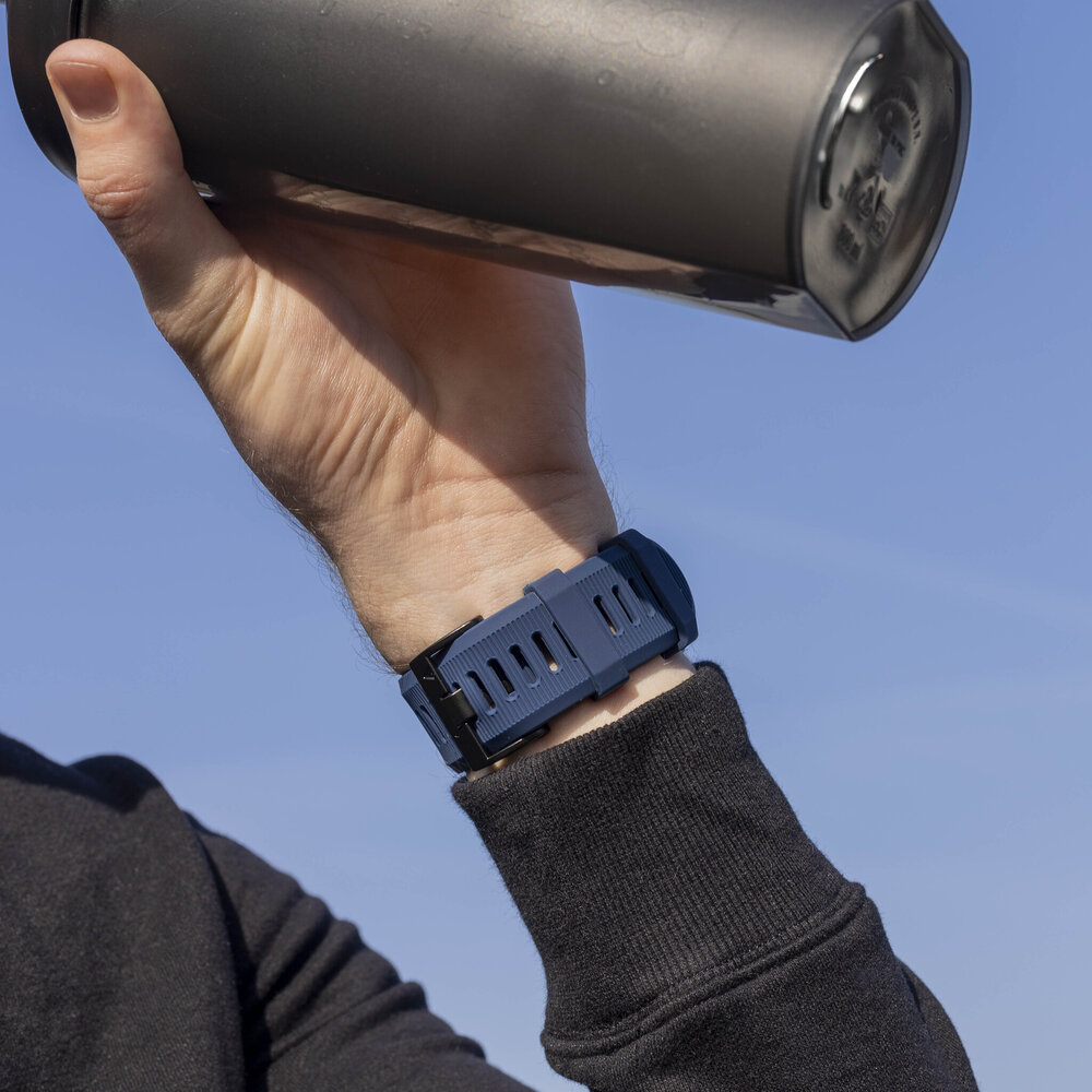 Strap-it Strap-it Bracelet silicone Garmin Tactix 8 - 51mm (bleu foncé)