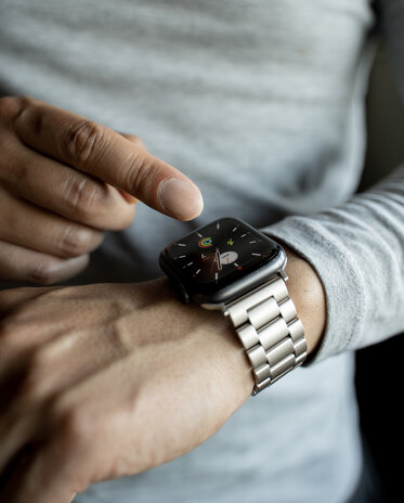 Strap-it Strap-it Bracelet titane Apple Watch (argent)