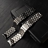 Strap-it Strap-it Bracelet titane Samsung Galaxy Watch 5 Pro (gris) Strap-it Strap-it Bracelet titane Samsung Galaxy Watch 5 Pro (gris)