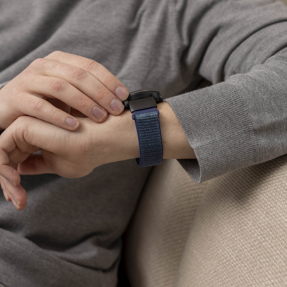 Strap-it Strap-it Bracelet nylon boucle Garmin Enduro 1 / 2 / 3 (bleu)