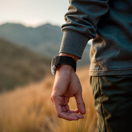 Strap-it Strap-it Bracelet Alpine Garmin Fenix 8 - 51mm (noir)