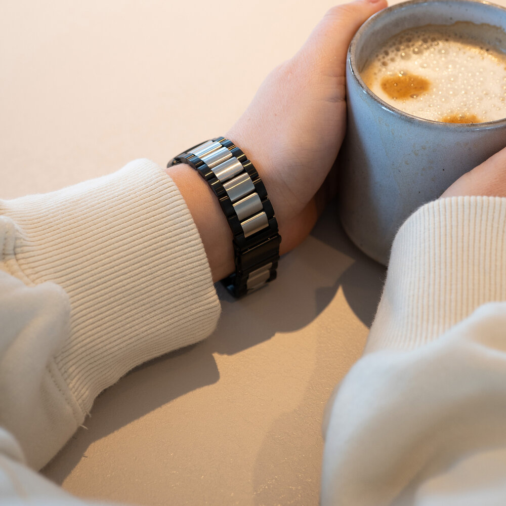 Strap-it Strap-it Bracelet acier  Fitbit Charge 5 (noir/argent)