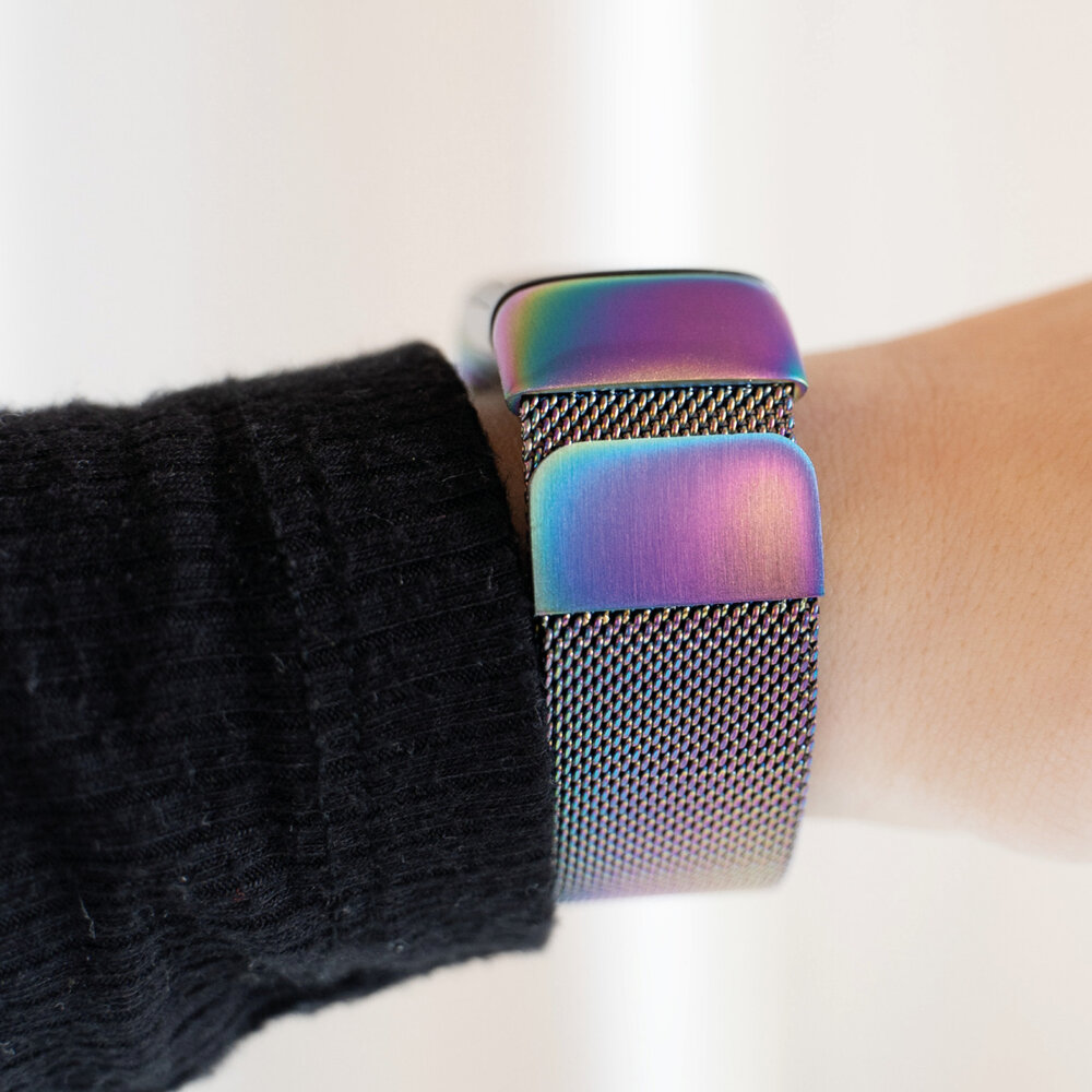 Strap-it Strap-it Bracelet Milanais Fitbit Charge 5 (arc-en-ciel) Strap-it Strap-it Bracelet Milanais Fitbit Charge 5 (arc-en-ciel)