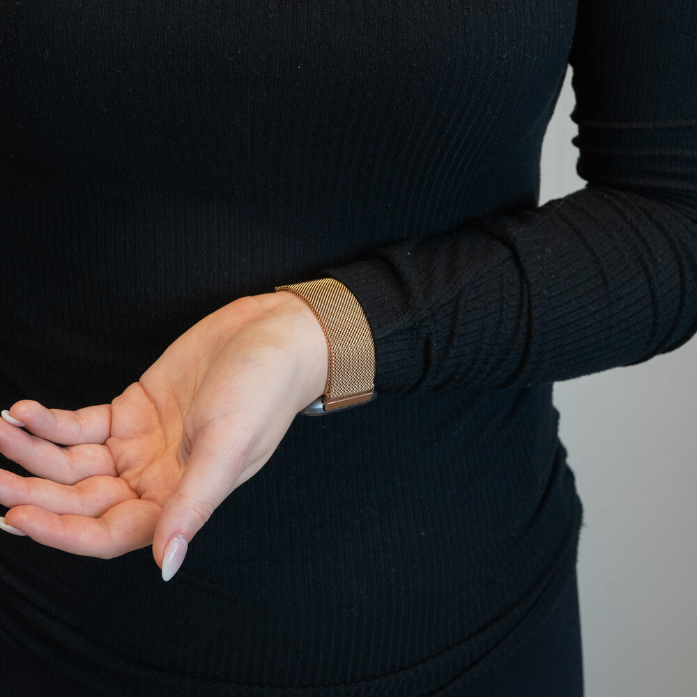 Bandz Bandz Bracelet milanais loop Fitbit Versa (or rose)