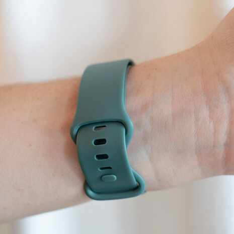 Strap-it Strap-it Bracelet silicone Fitbit Charge 6 (viridien)