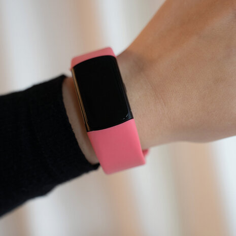 Strap-it Strap-it Bracelet silicone Fitbit Charge 5 (rose)